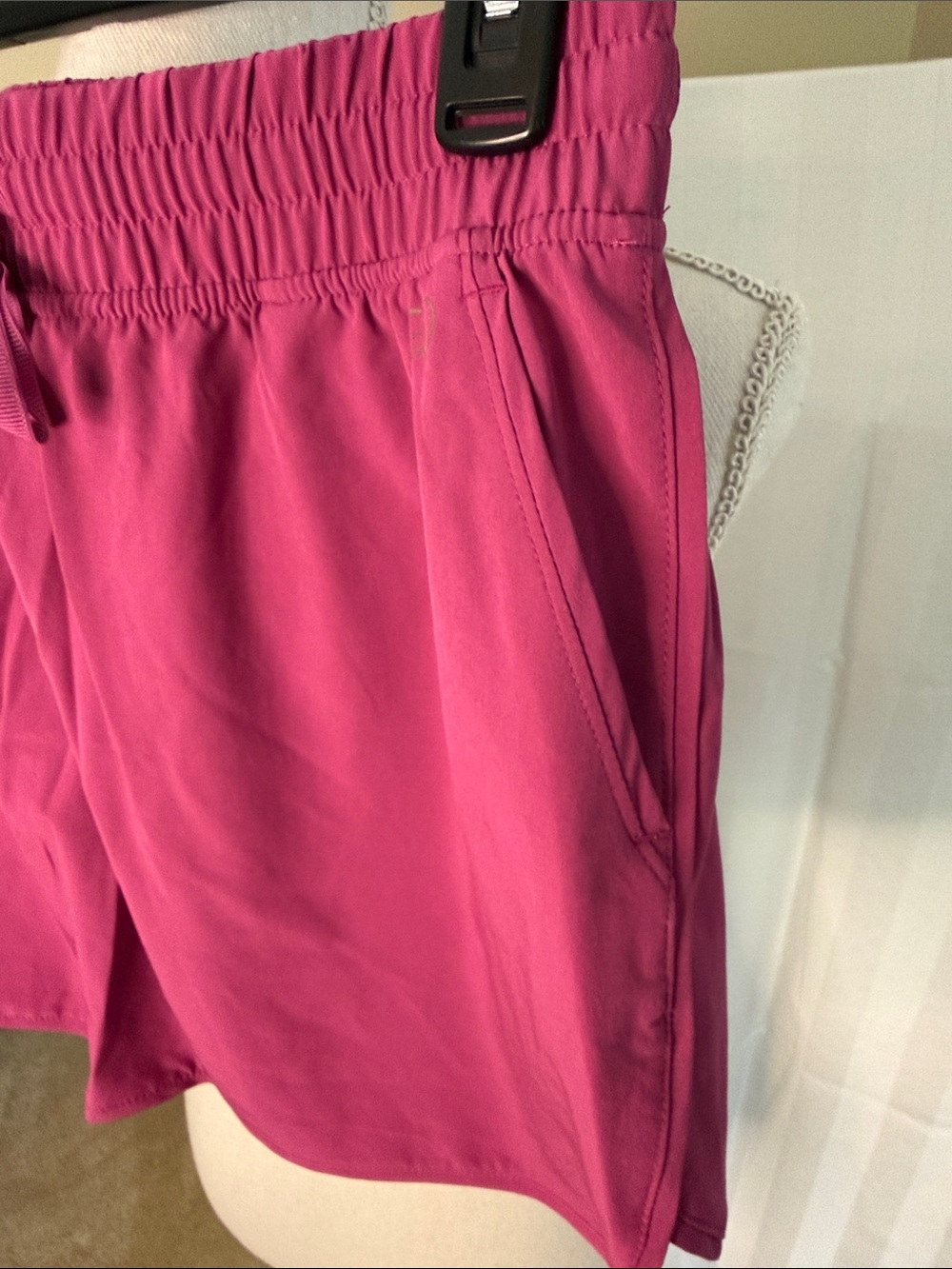 Calia brand fuschia colored skort.  Size Small, front pockets,mesh shorts - Picture 3 of 7